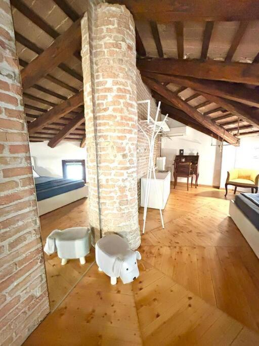 Chiesetta Abside Ex Seminario -Apartment Rovigo Eksteriør bilde